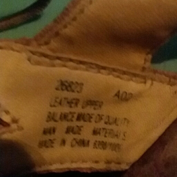 Sandals - Picture 3 of 3